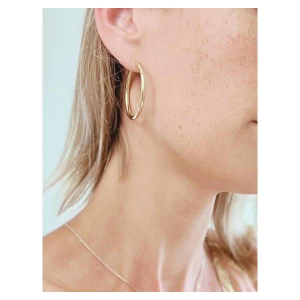 Créoles or 9 carats 30 mm – vue portée Créoles or 9 carats 30 mm – vue portée